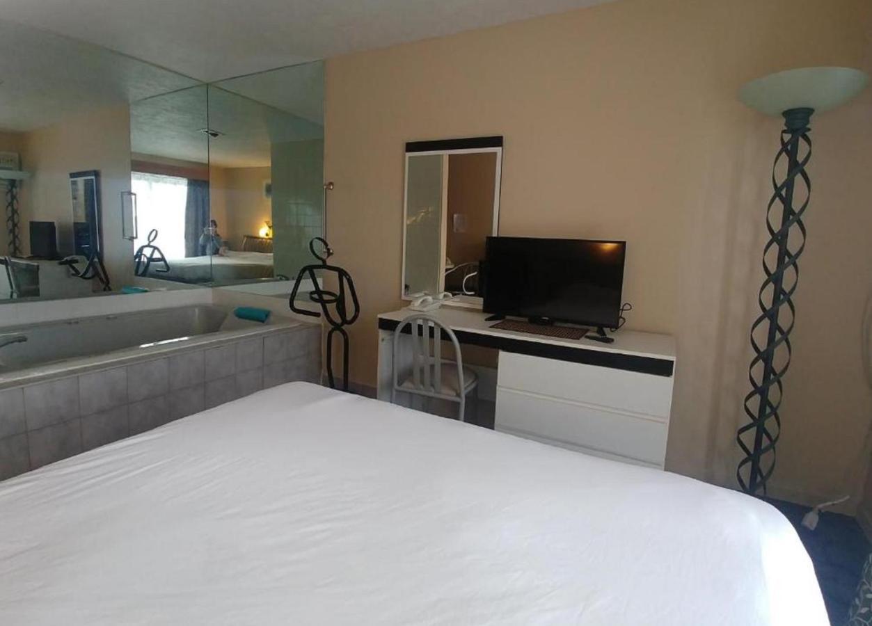 Hotel Motel Granby Buitenkant foto