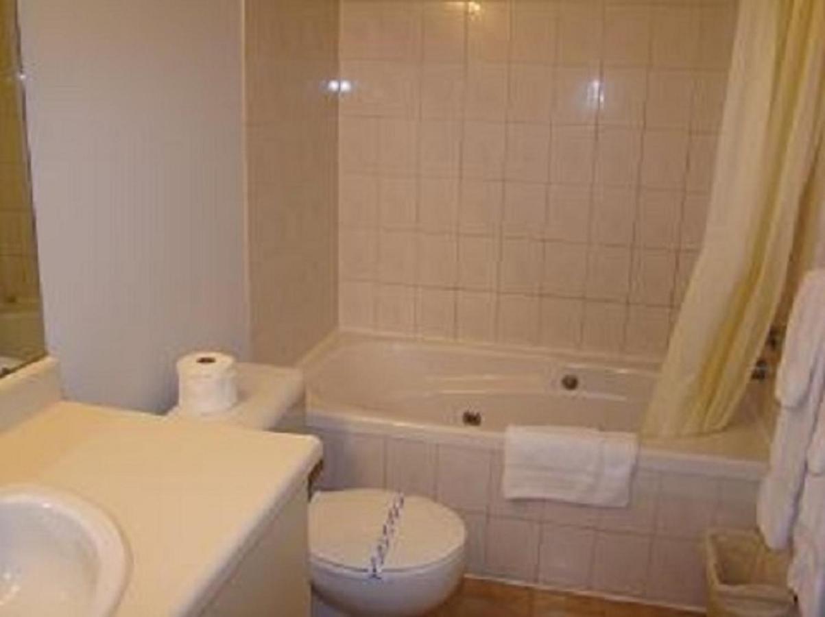 Hotel Motel Granby Buitenkant foto