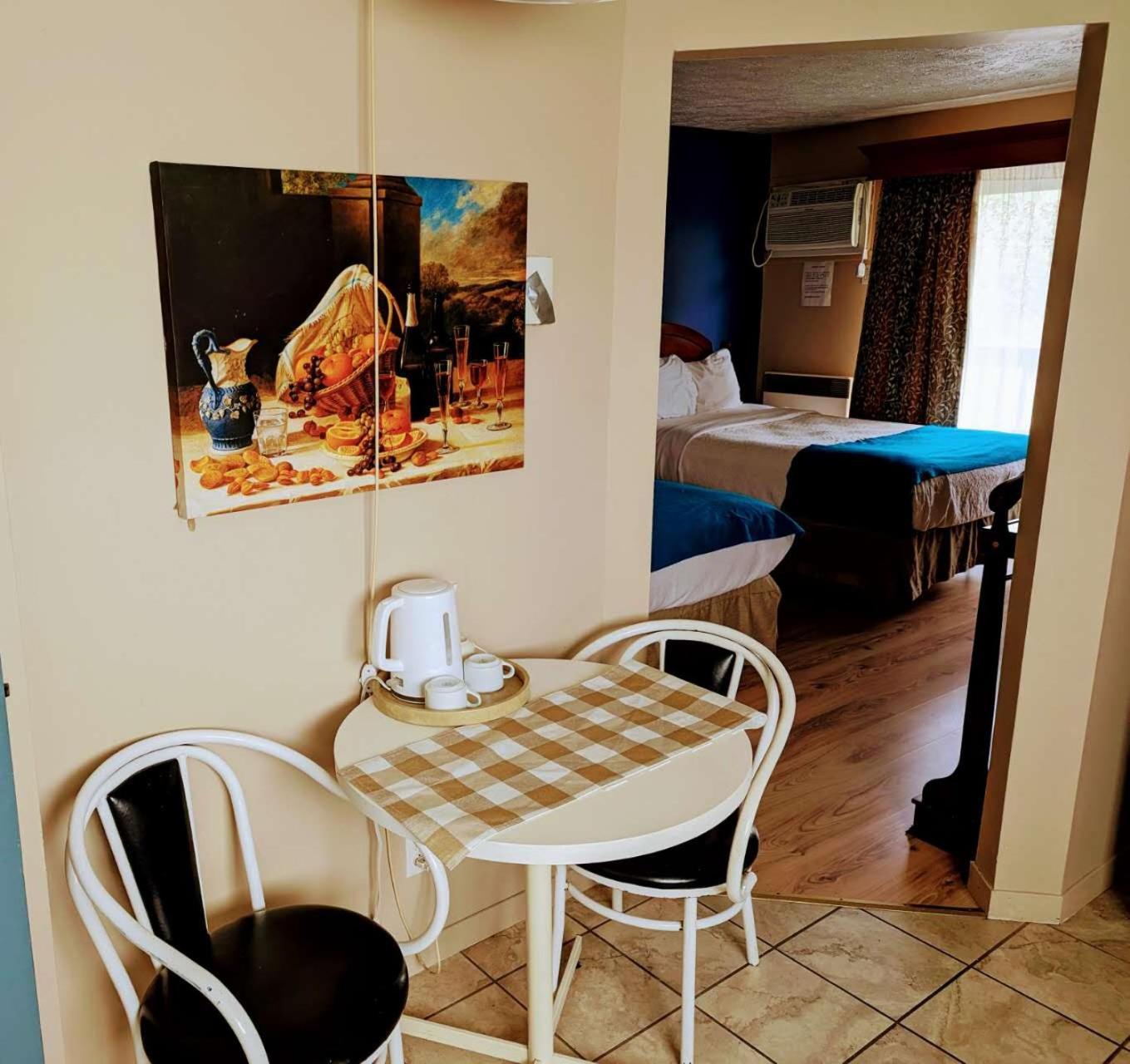 Hotel Motel Granby Buitenkant foto