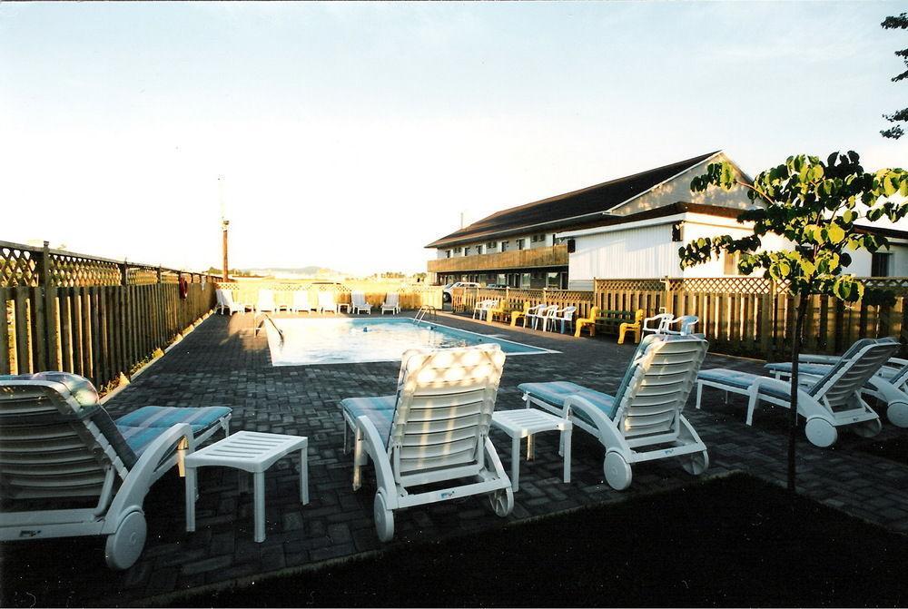 Hotel Motel Granby Buitenkant foto