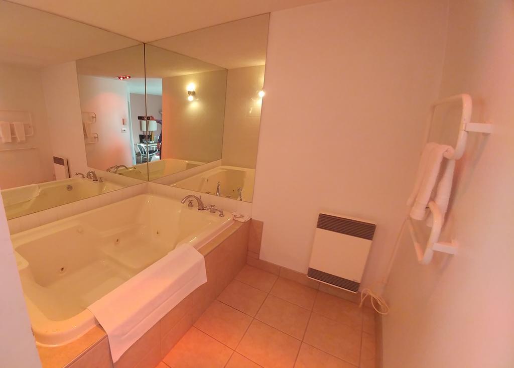 Hotel Motel Granby Buitenkant foto