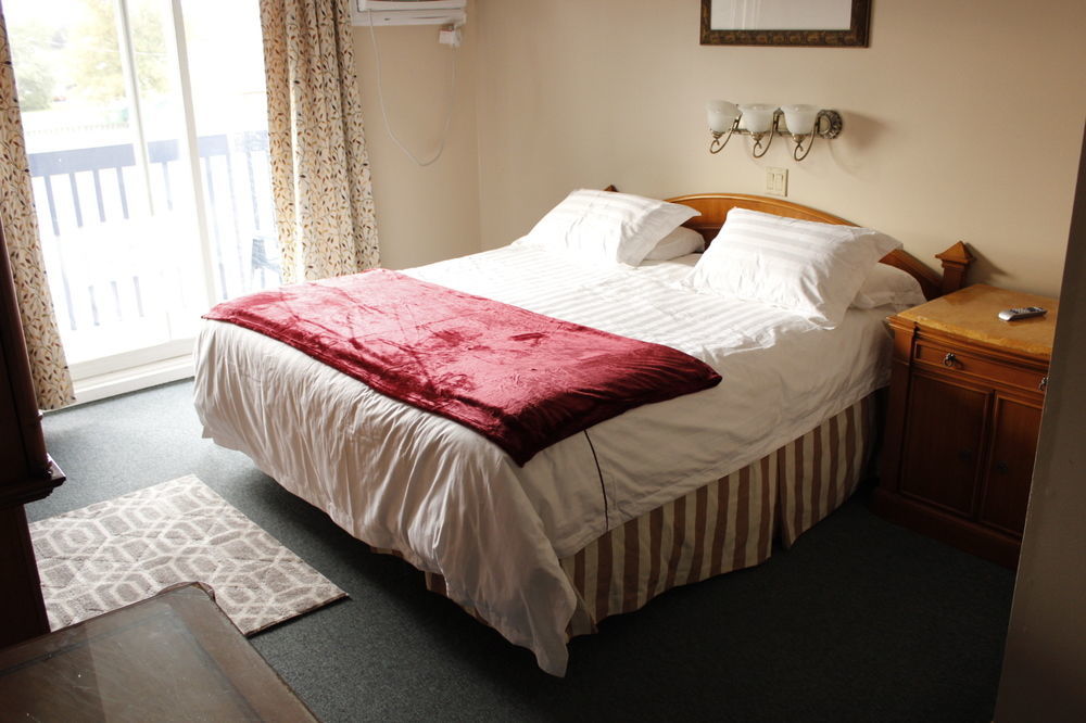 Hotel Motel Granby Buitenkant foto